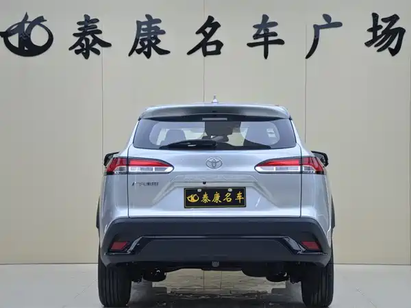 Toyota Frontlander 2026