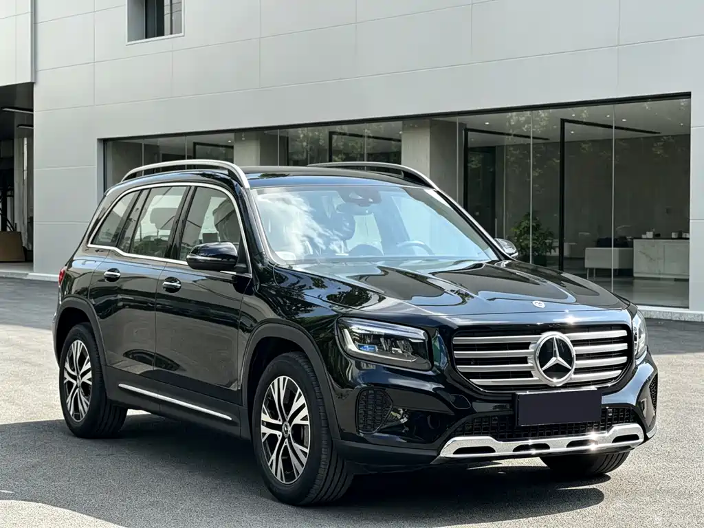 Mercedes-Benz GLB 2025 — фото 3