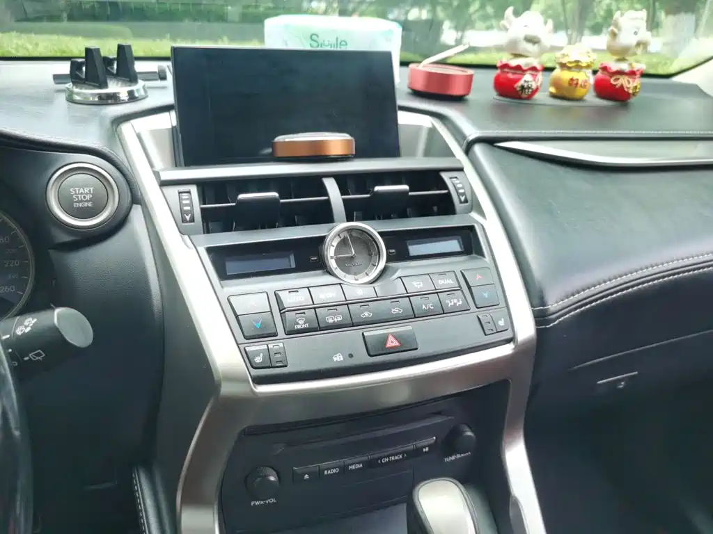Lexus NX 2016