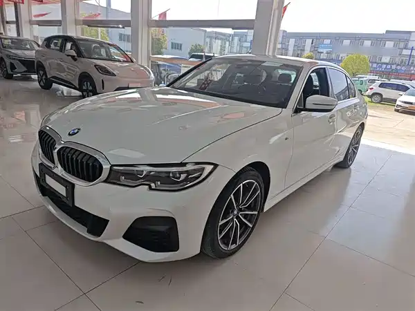 BMW 3 Series 2022