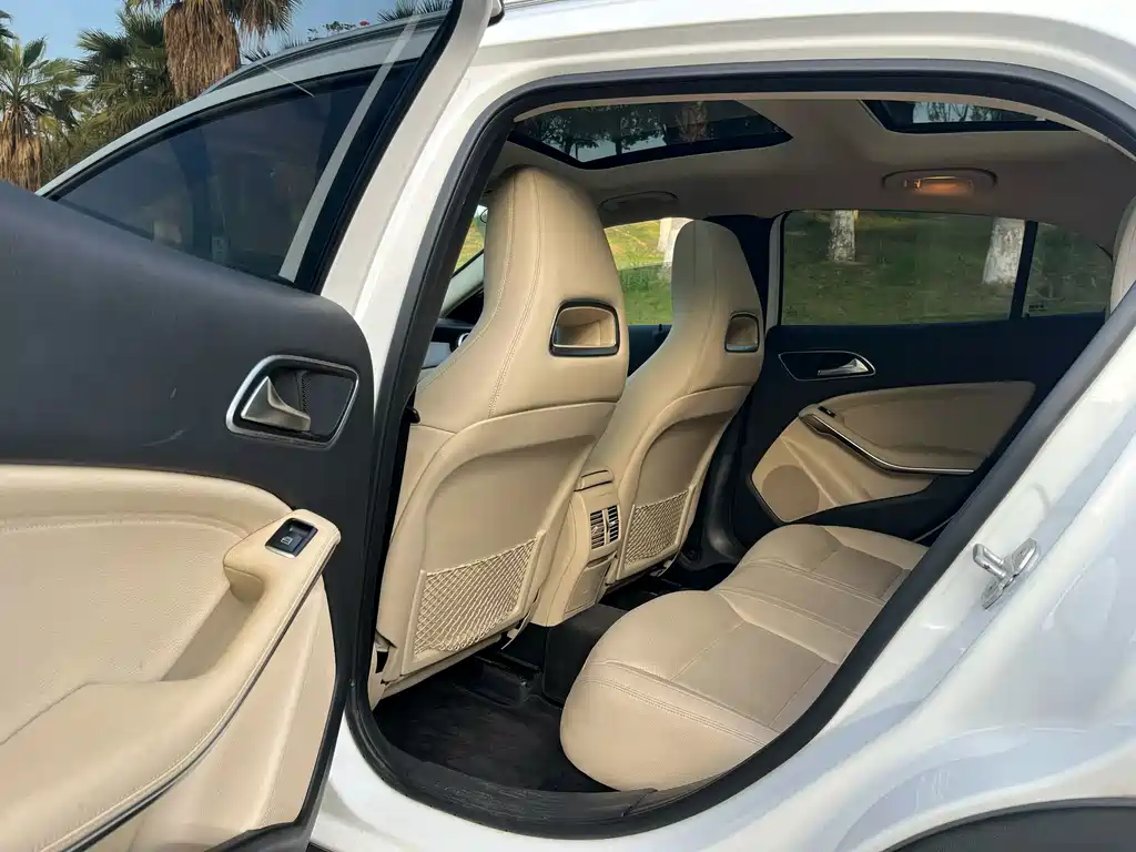 Mercedes-Benz GLA 2016 — фото 5