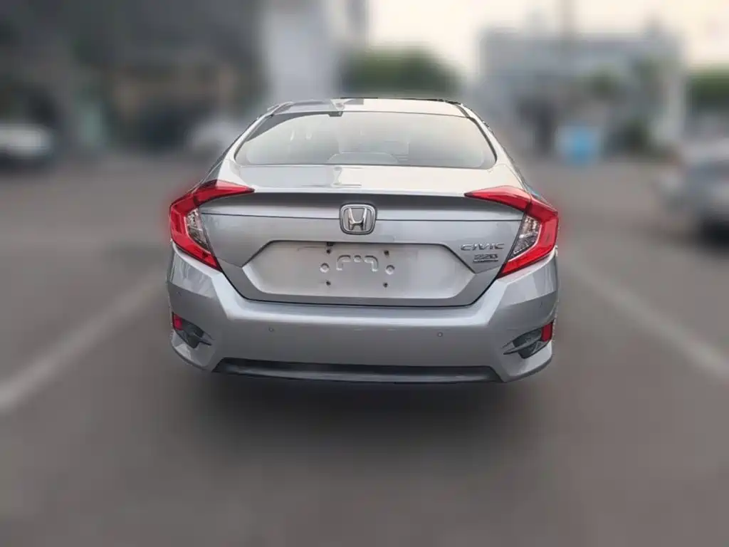 Honda Civic 2016 — фото 10