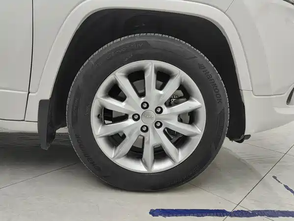 Jeep Cherokee 2018