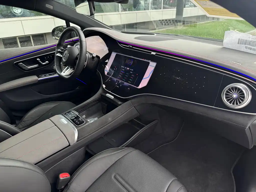 Mercedes-Benz EQS AMG 2025 — фото 16