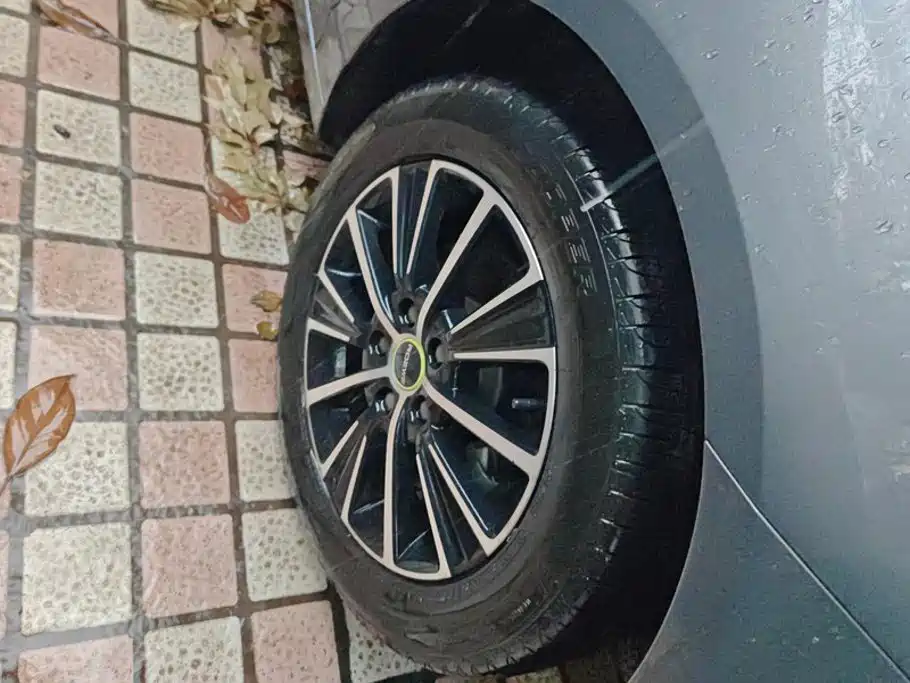 Roewe i5 2021