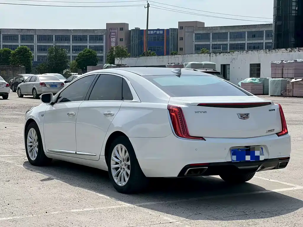 Cadillac XTS 2019 — фото 8