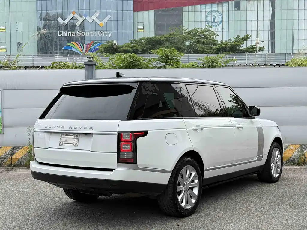 Land Rover Range Rover 2018 — фото 4