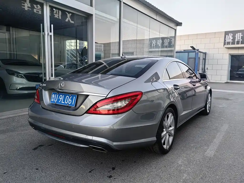 Mercedes-Benz CLS 2015 — фото 4