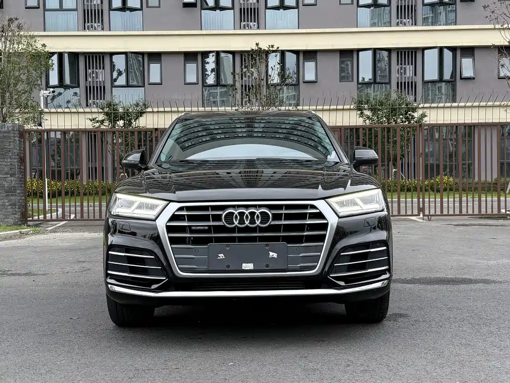 Audi Q5L 2019 — фото 2