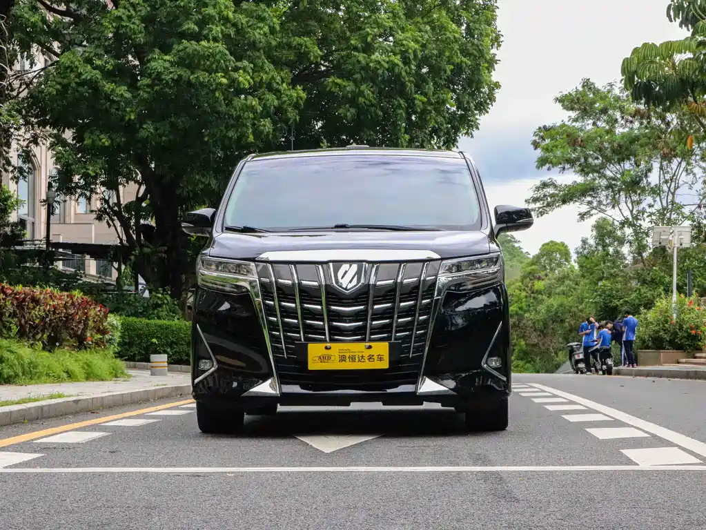 Toyota Alphard 2019 — фото 3