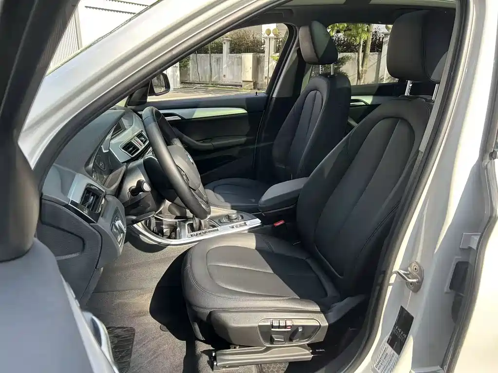 BMW X1 2017 — фото 10