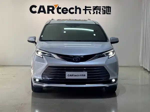 Toyota Sienna 2021