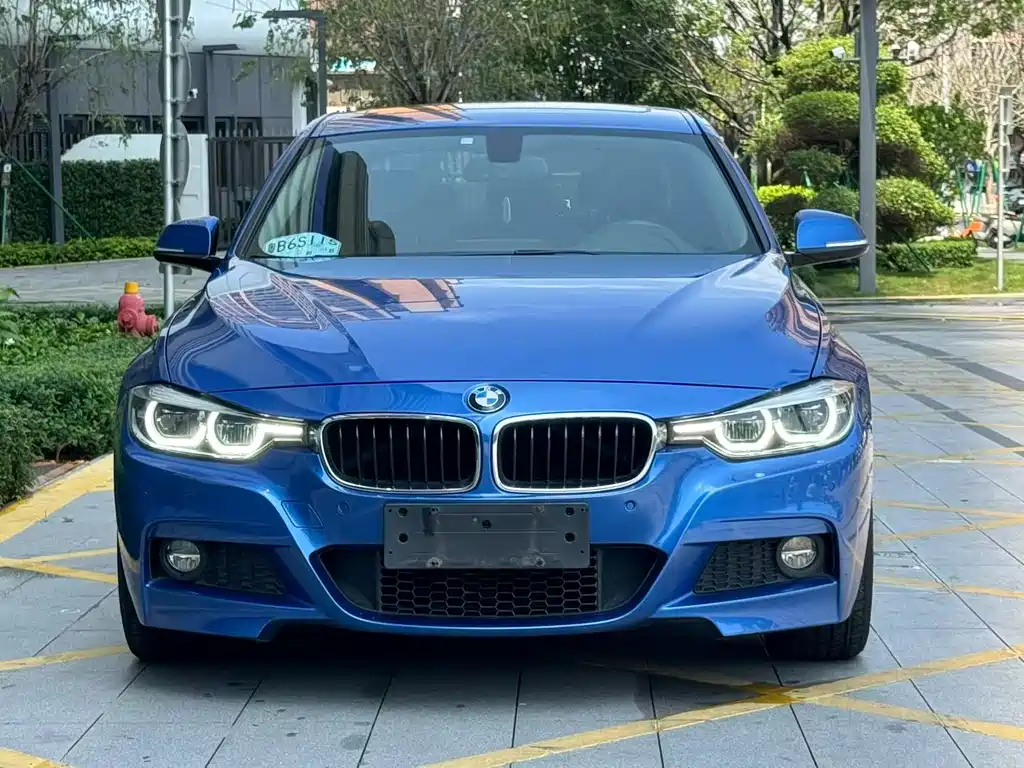 BMW 3 Series 2018 — фото 2