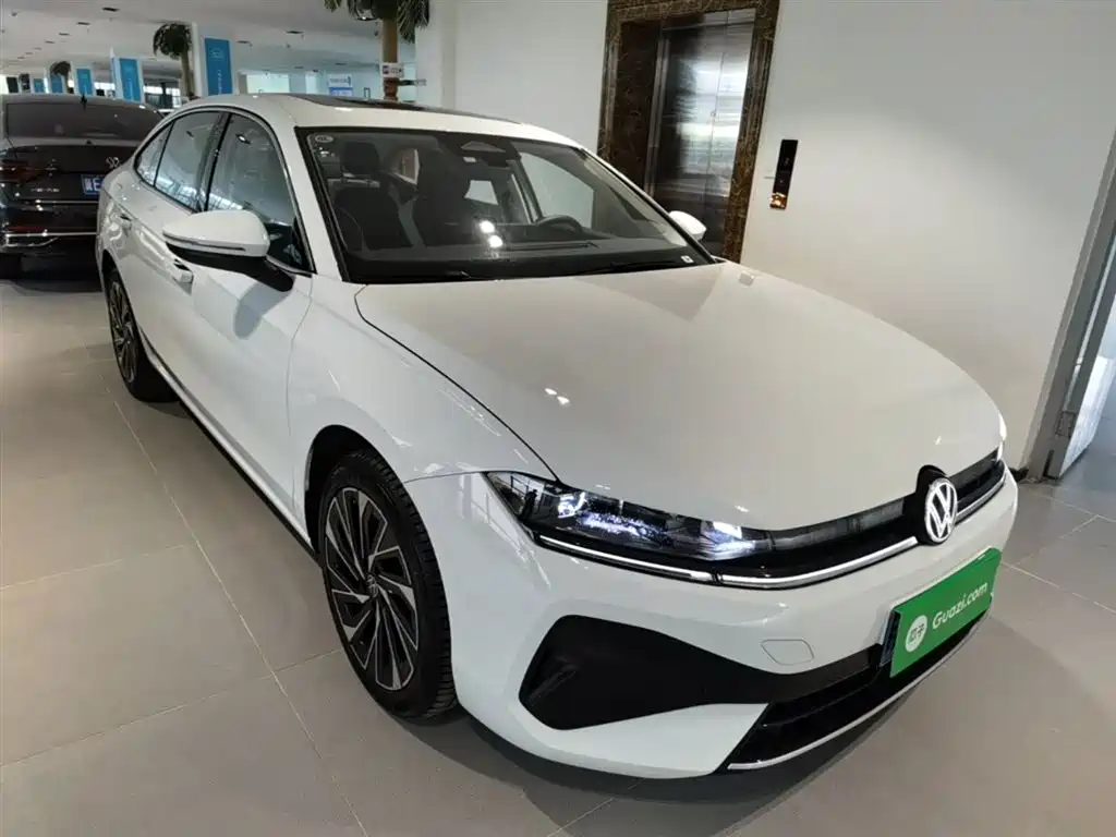 Volkswagen Sagitar 2025 — фото 4