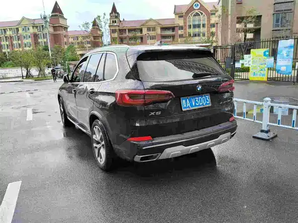 BMW X5 2020