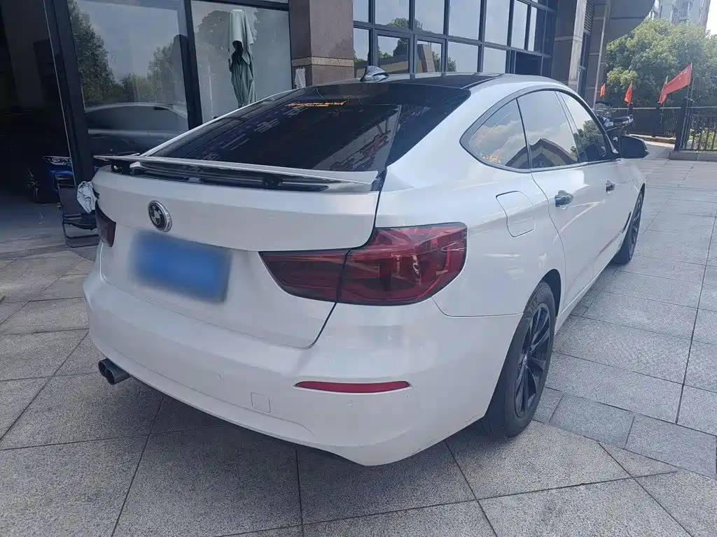 BMW 3 Series GT 2017 — фото 6