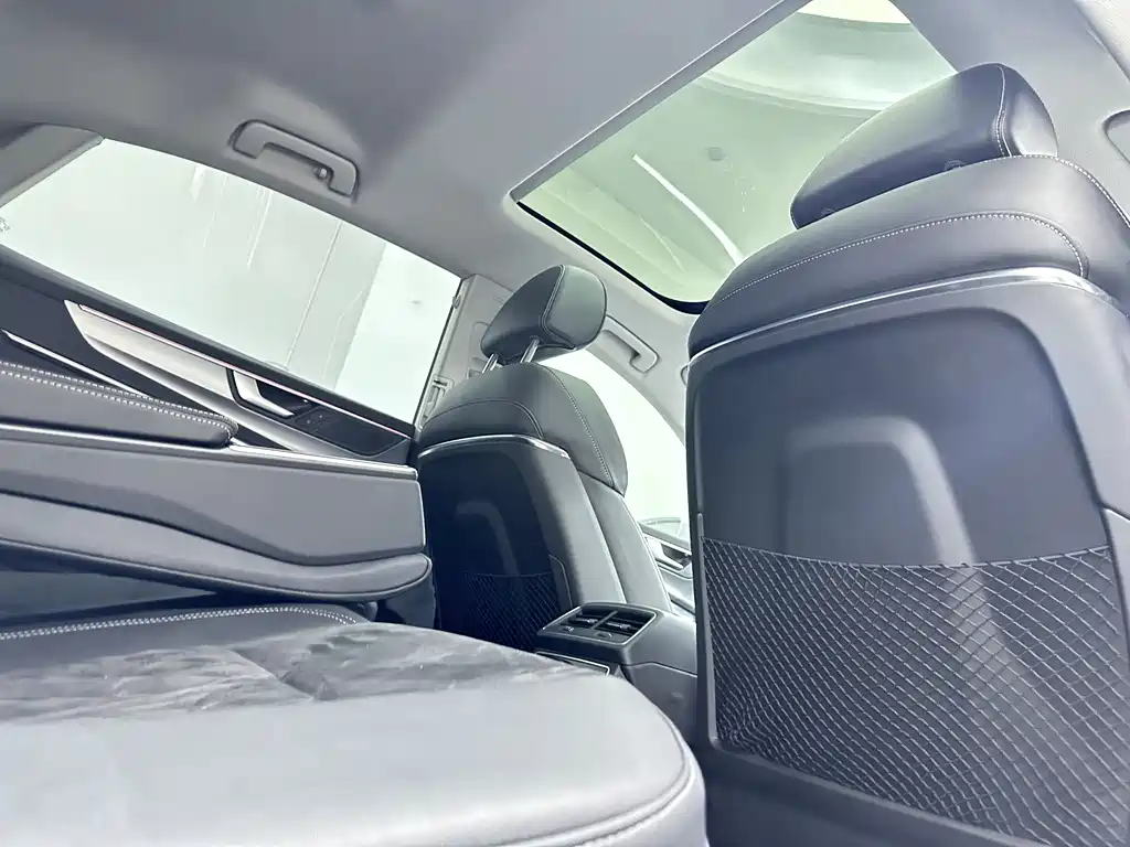 Audi A7L 2022 — фото 15