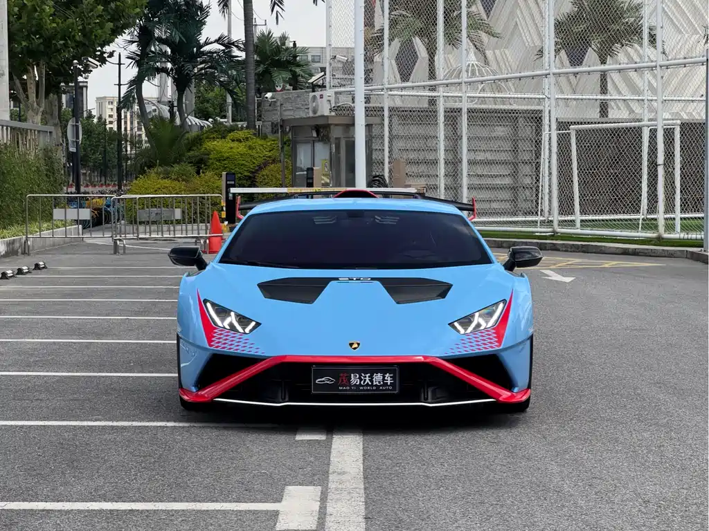 Lamborghini Huracán 2024 — фото 2