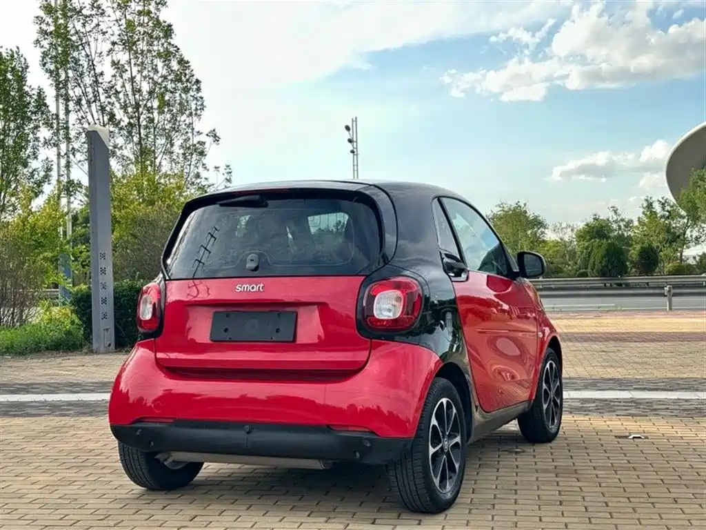 smart Fortwo 2016 — фото 4