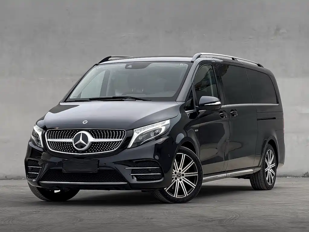 Mercedes-Benz V-Class 2022 — фото 1