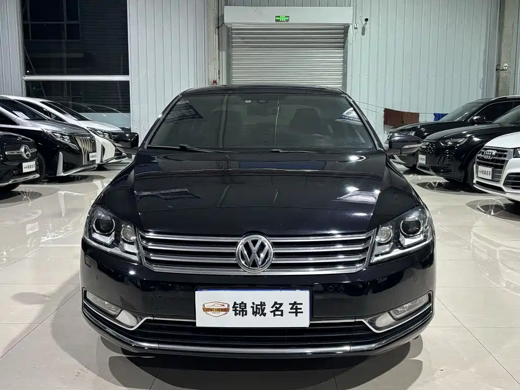 Volkswagen Magotan 2011
