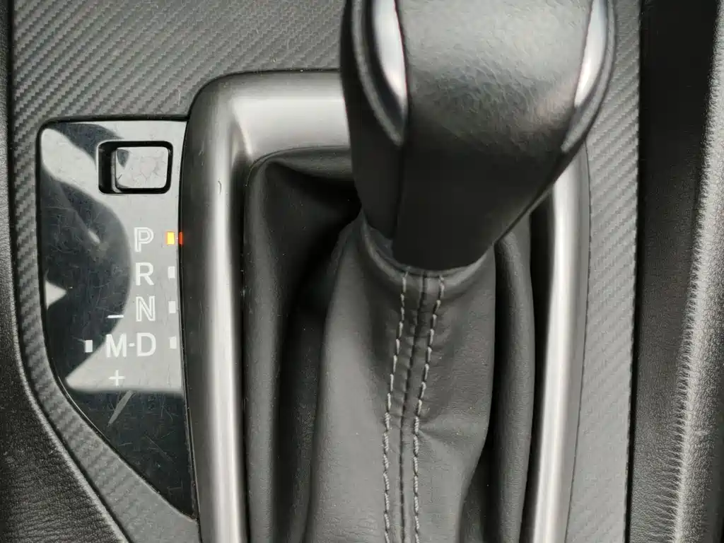 Mazda 3 Axela 2019 — фото 19