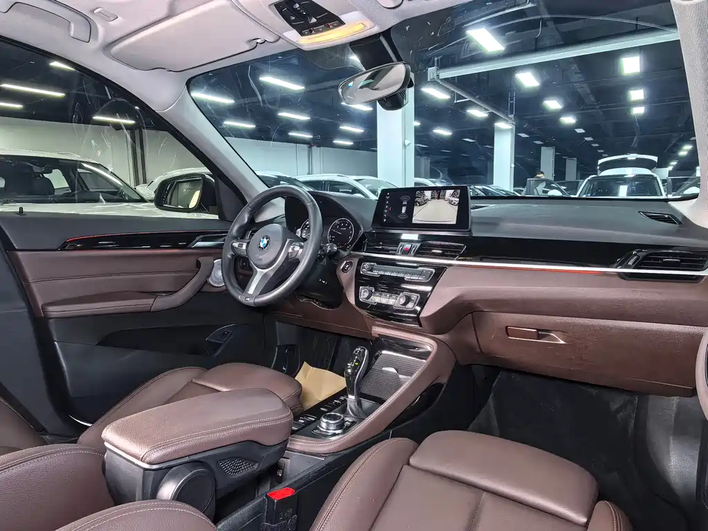 BMW X1 2022 — фото 15