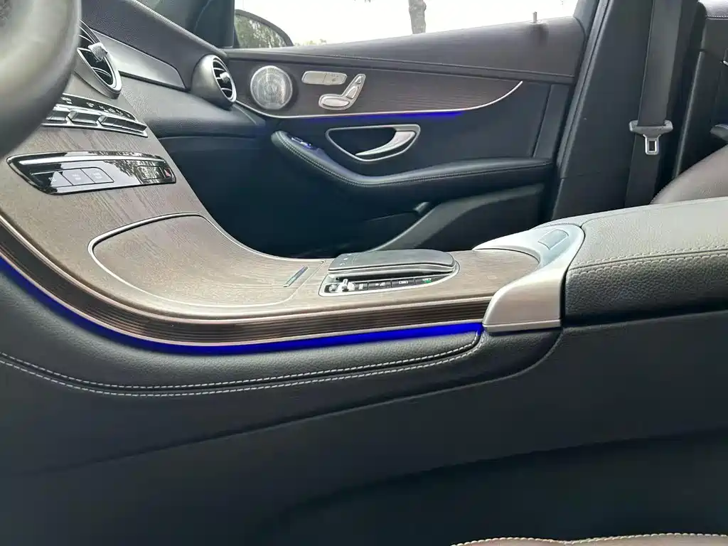 Mercedes-Benz GLC 2021 — фото 5