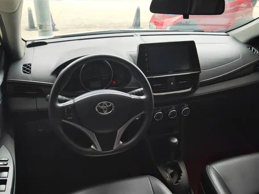Toyota Vios FS 2023 — фото 12