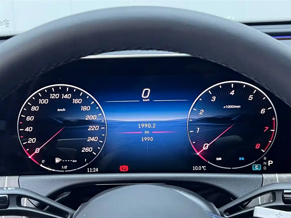 Mercedes-Benz E-Class 2025 — фото 14