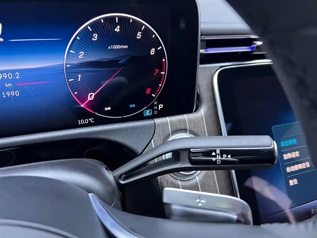 Mercedes-Benz E-Class 2025 — фото 23