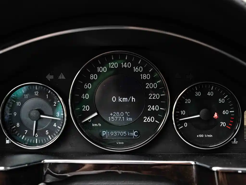 Mercedes-Benz CLS 2007 — фото 14