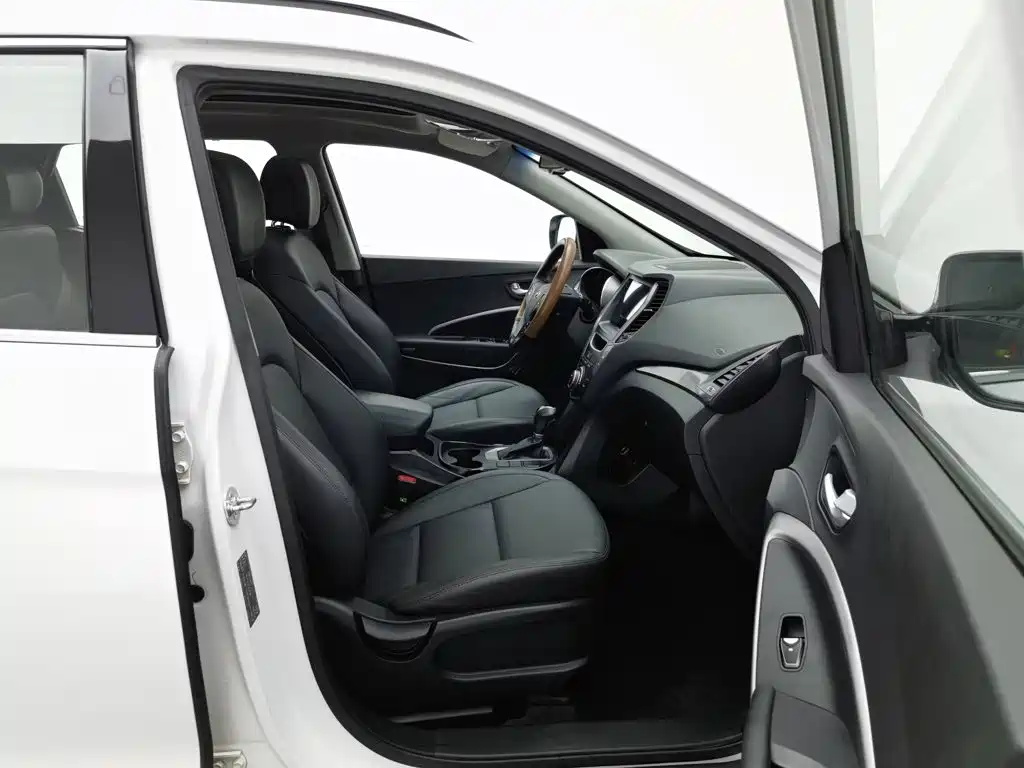 Hyundai Santa Fe 2015 — фото 23