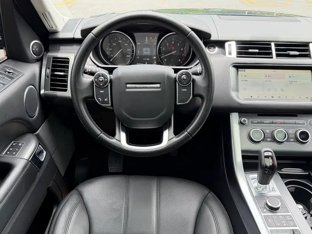 Land Rover Range Rover Sport 2017 — фото 16