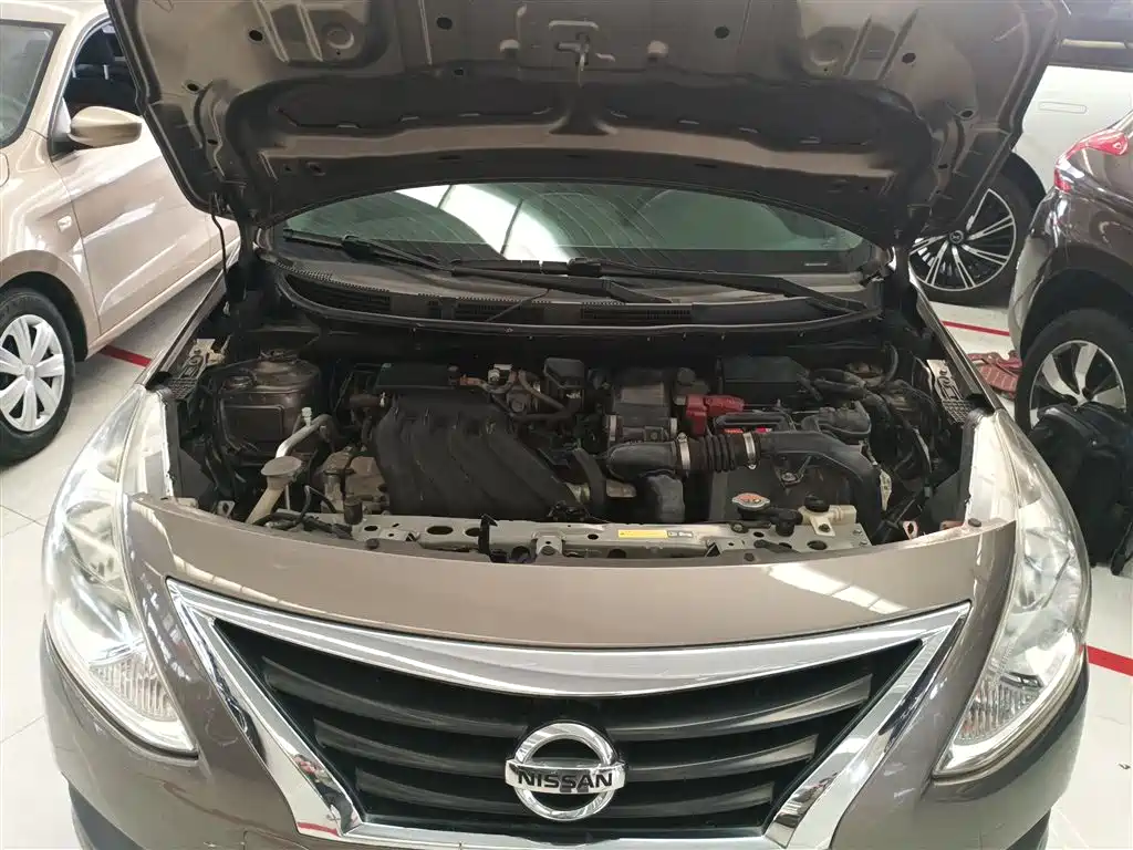 Nissan Sunny 2014 — фото 20