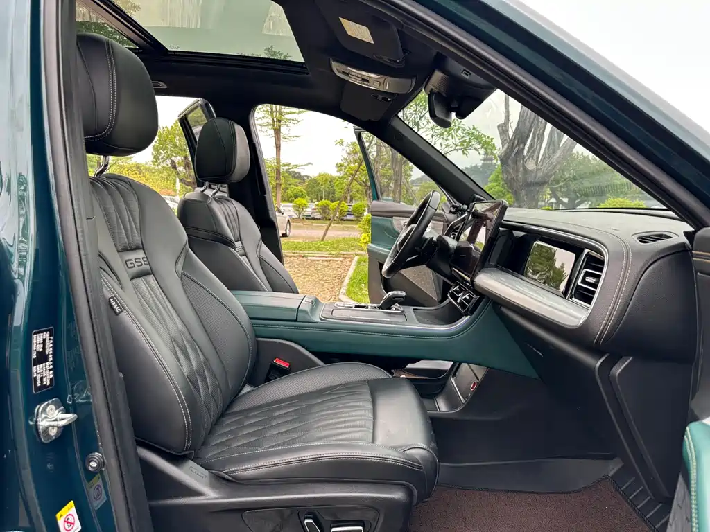 GAC Motor Trumpchi GS8 2022 — фото 11