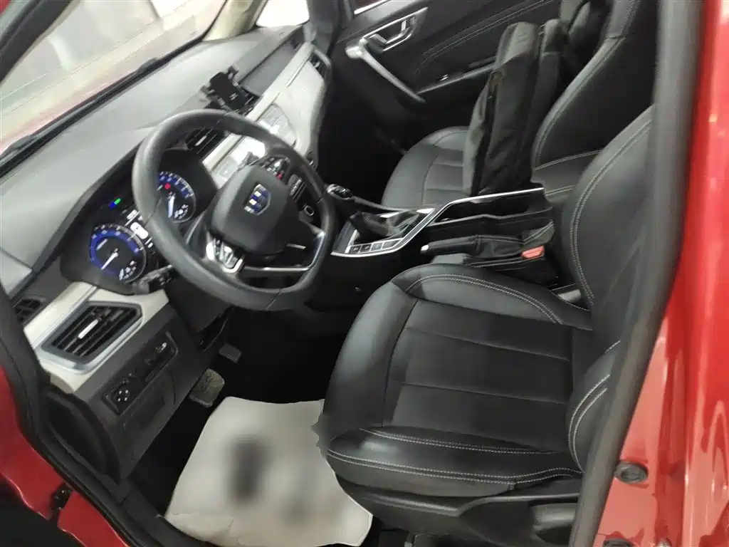 Geely Vision X3 2020 — фото 14