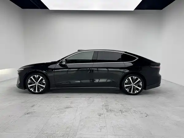 NIO ET7 2022