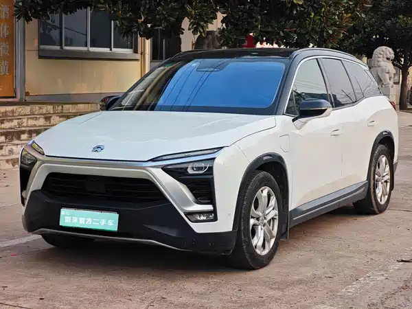 NIO ES8 2019