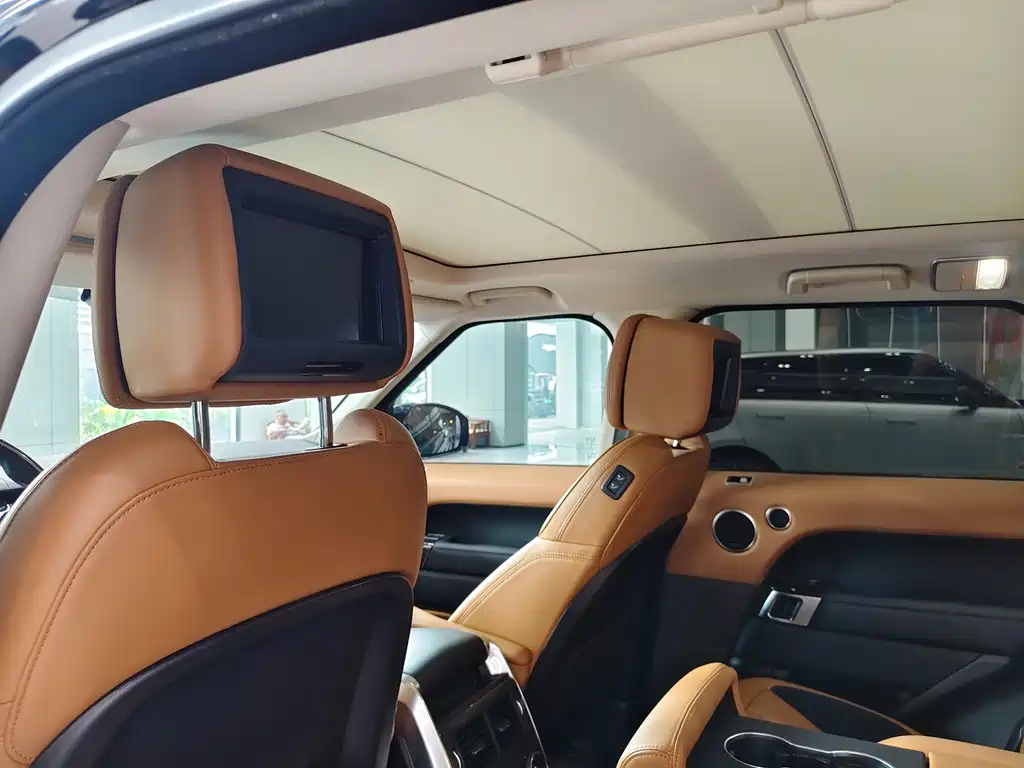 Land Rover Sport 2022 — фото 12