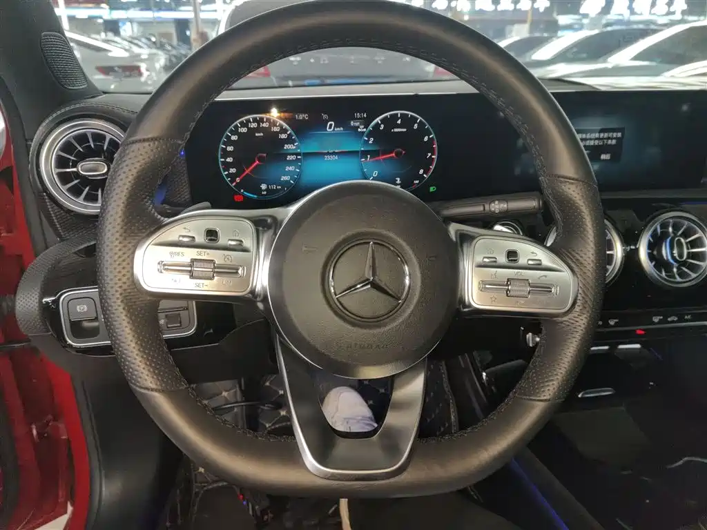 Mercedes-Benz A-Class 2023 — фото 3