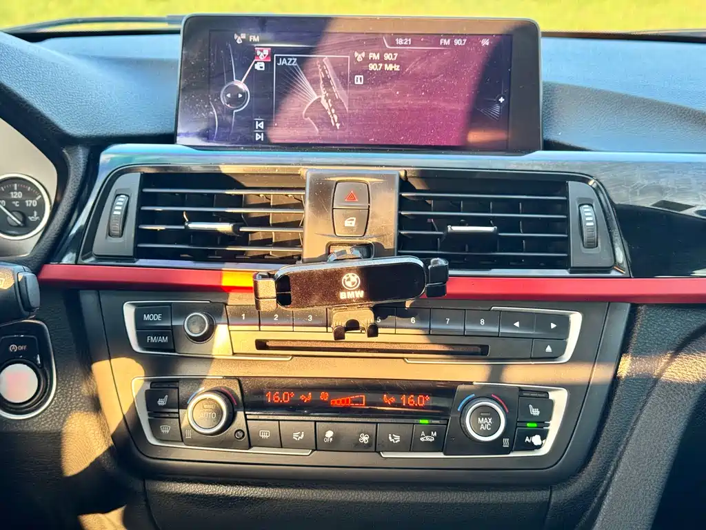 BMW 3 Series 2013 — фото 13