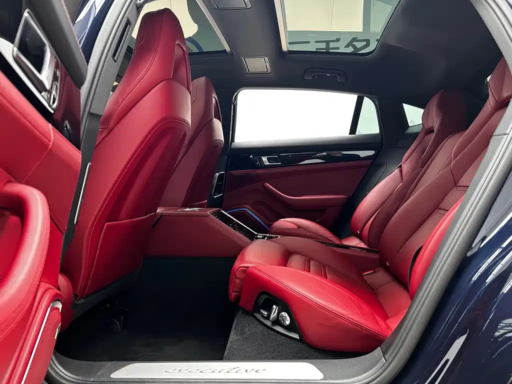 Porsche Panamera 2020 — фото 15