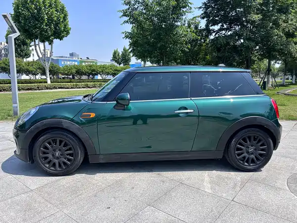 MINI 2016