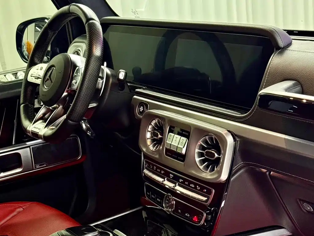 Mercedes-Benz G-Class AMG 2025 — фото 19