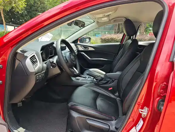 Mazda 3 Axela 2018