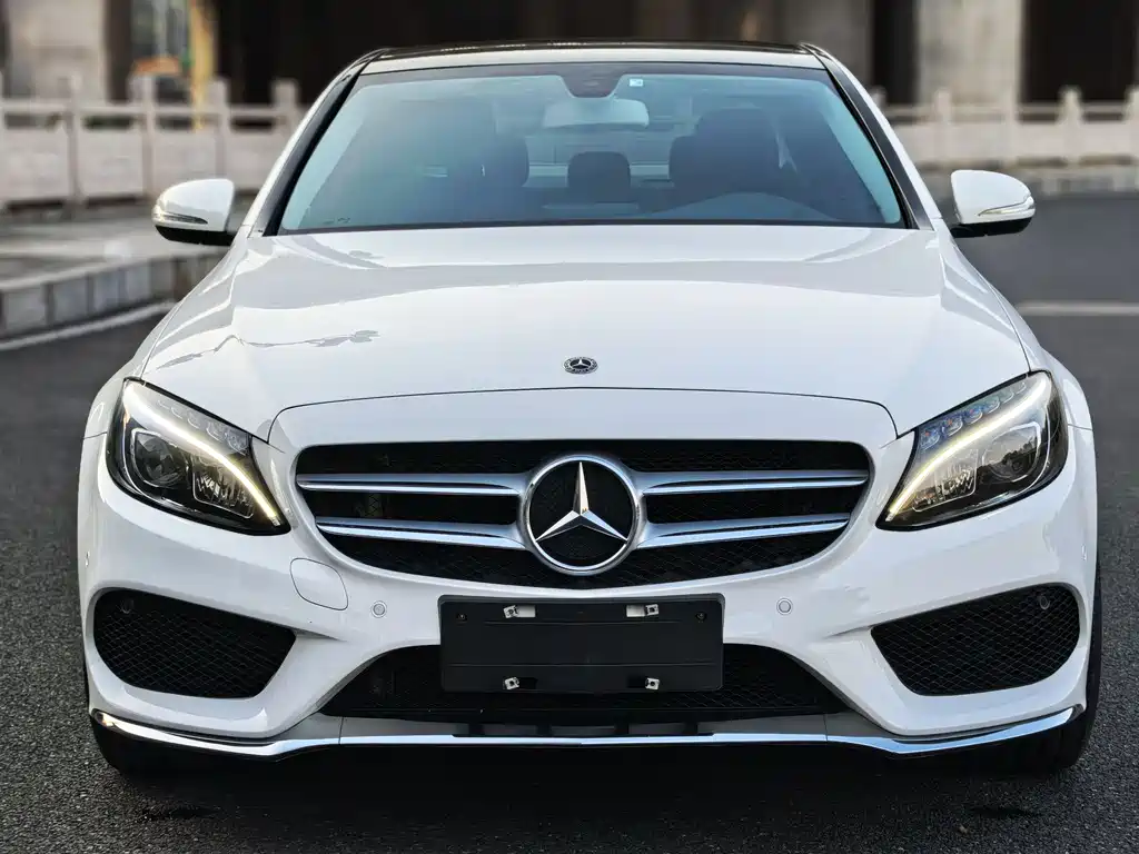 Mercedes-Benz C-Class 2018