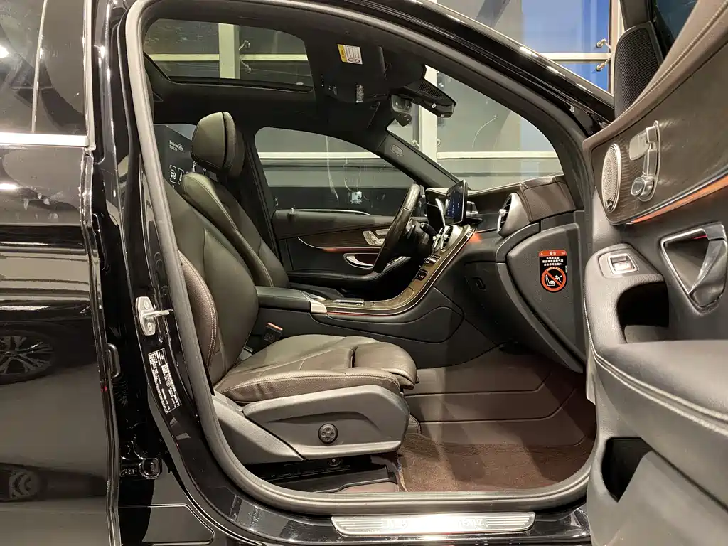 Mercedes-Benz GLC 2023 — фото 14