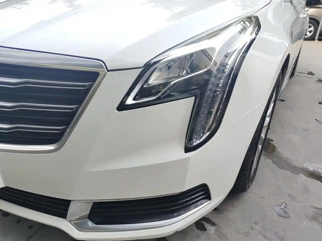 Cadillac XTS 2019 — фото 24