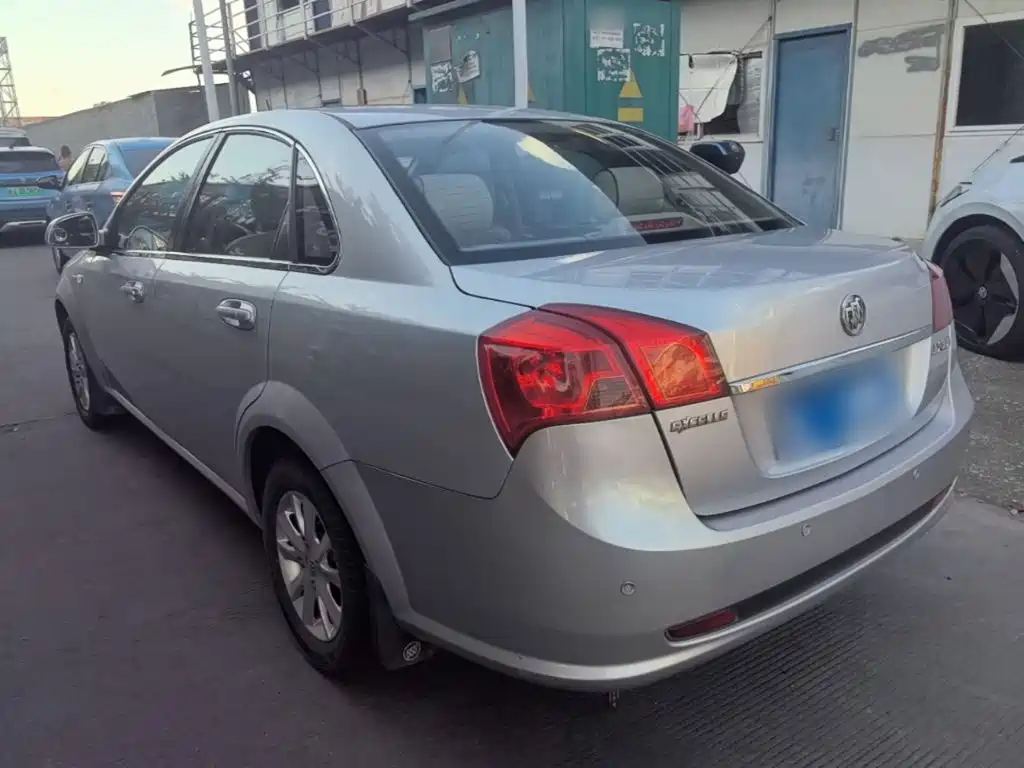 Buick Excelle 2016
